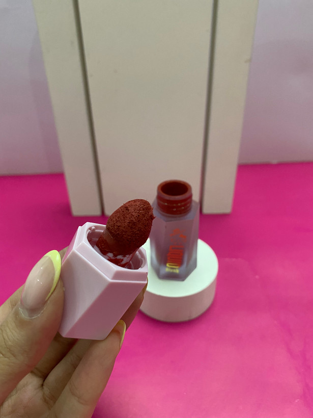 رژگونه مایع